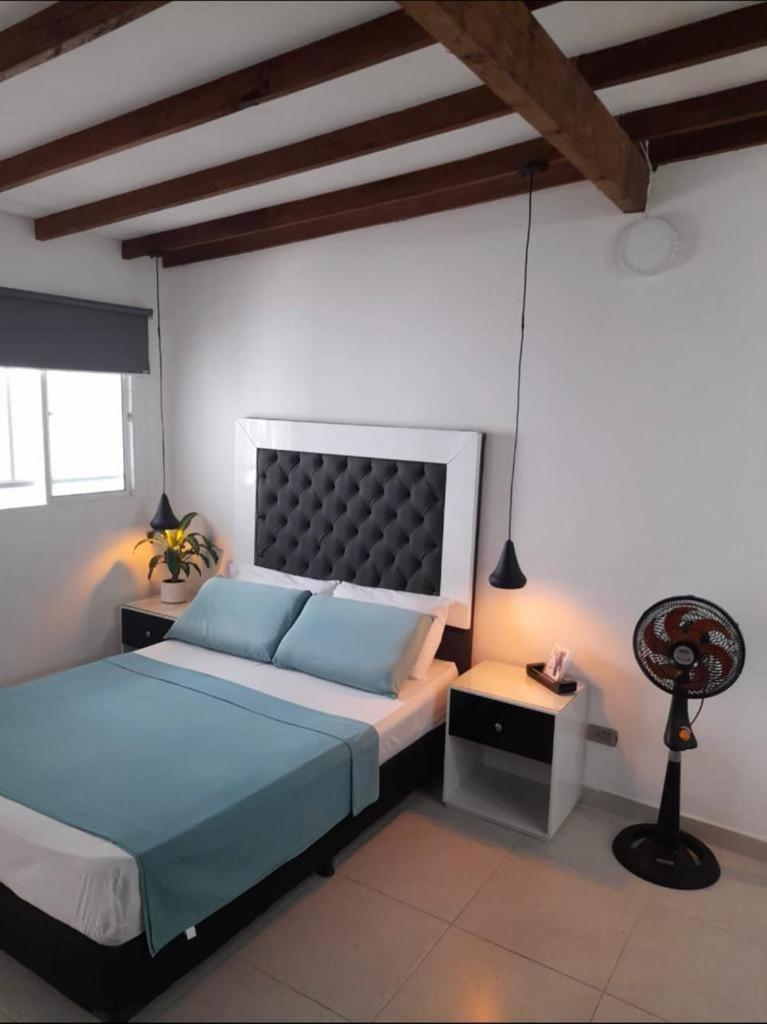 Vip Apartasuites Rosales Μεντεγίν Εξωτερικό φωτογραφία
