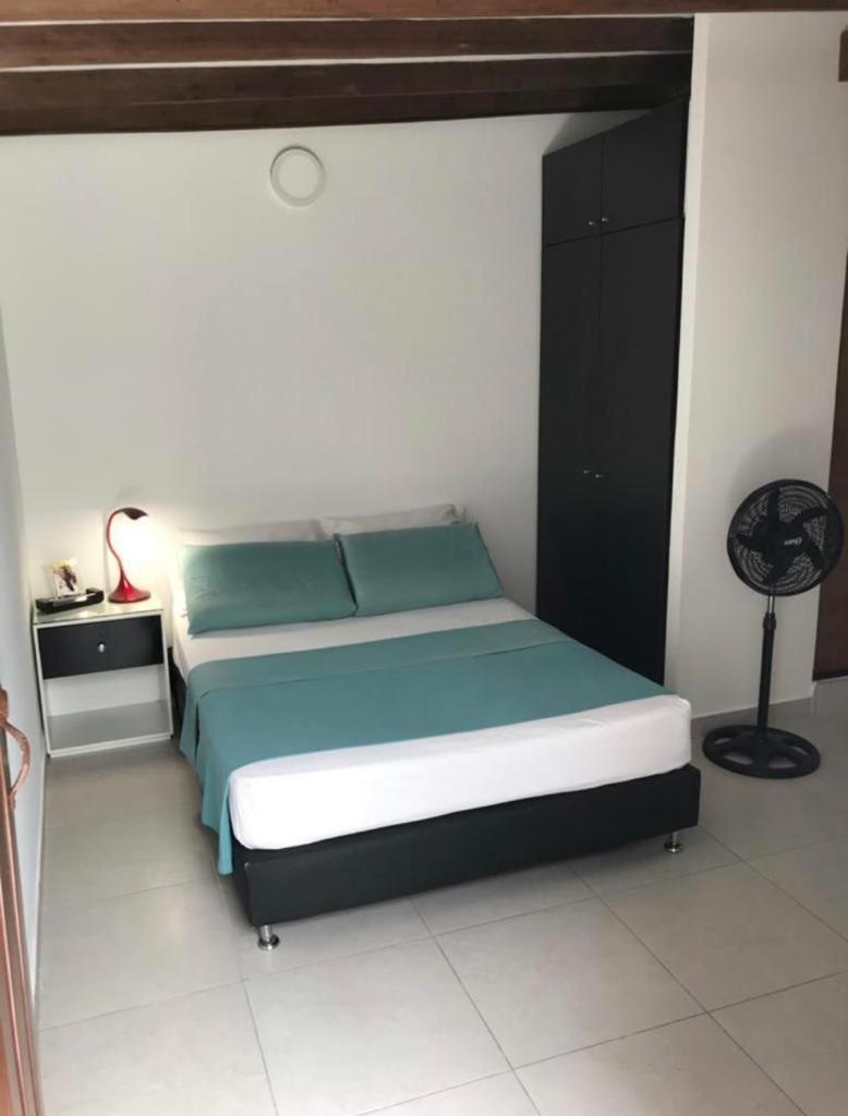 Vip Apartasuites Rosales Μεντεγίν Εξωτερικό φωτογραφία